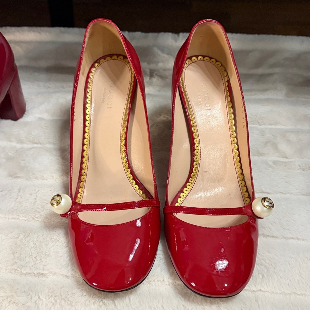 Gucci Heels